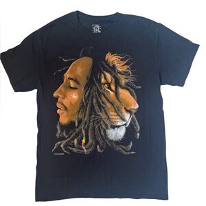 Bob Marley Black Graphic T-Shirt with Lion Mane Design Size Medium